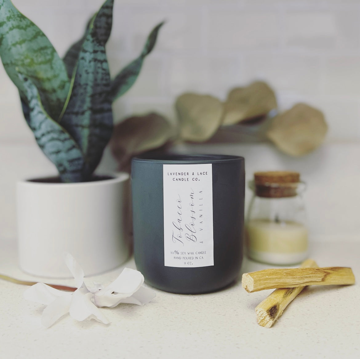 Tobacco Blossom & Vanilla Luxe Candle - Lavender and Lace Candles